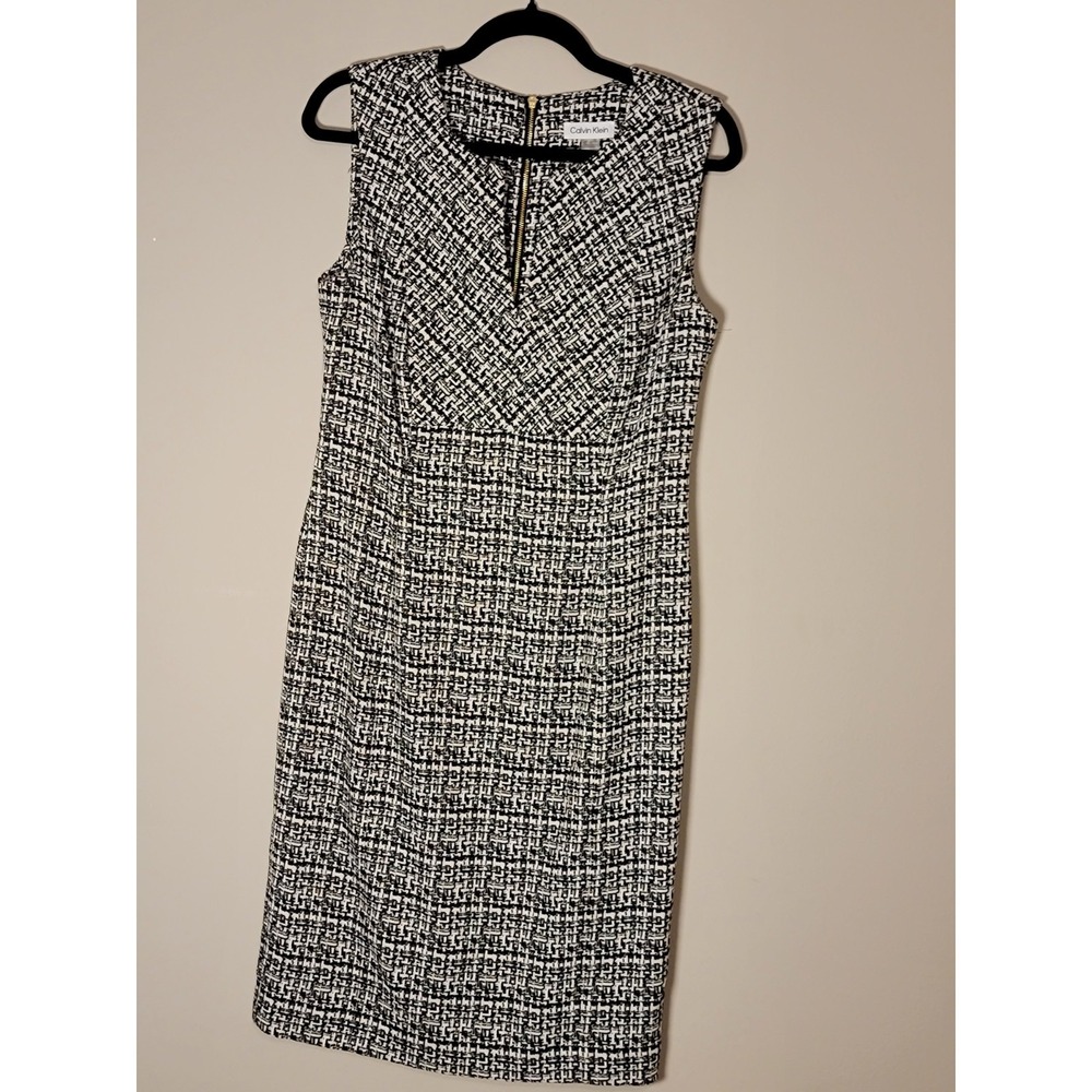 Calvin Klein Sheath Dress Size 10 White Black Sleeveless Zipper Houndstooth